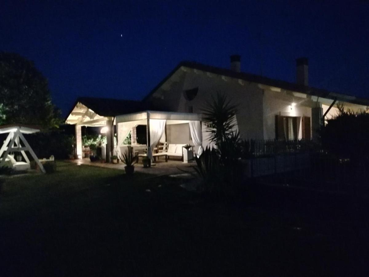B&B Flavio E Catia Марота Екстериор снимка